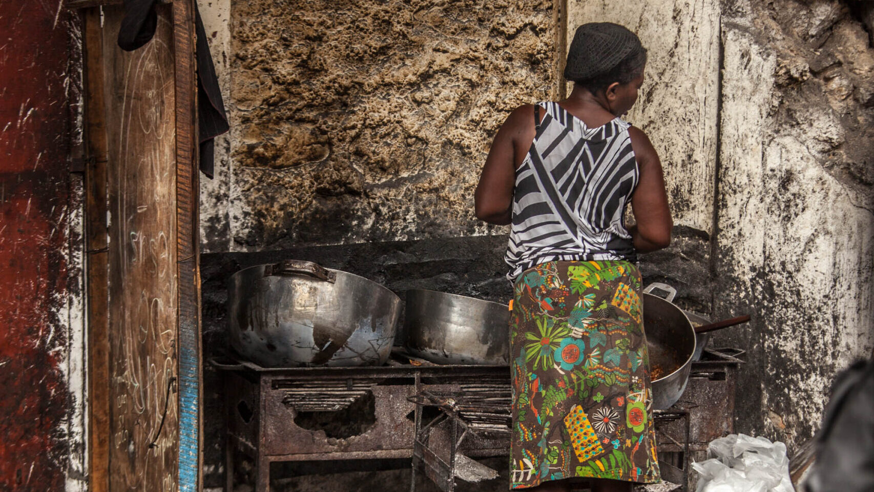 How Do Haiti’s Street Food Vendors Think About Clean Cooking? CCA’s User Insights Lab Sheds Some Light
